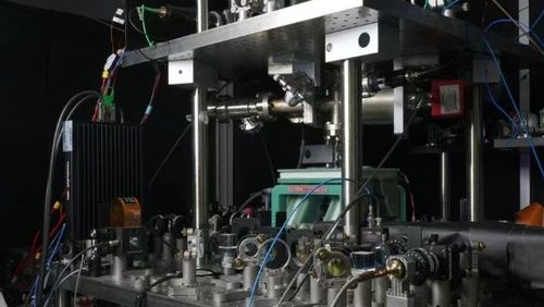 我国首个光量子计算机制造工厂落地深圳，填补全球规模化生产空白